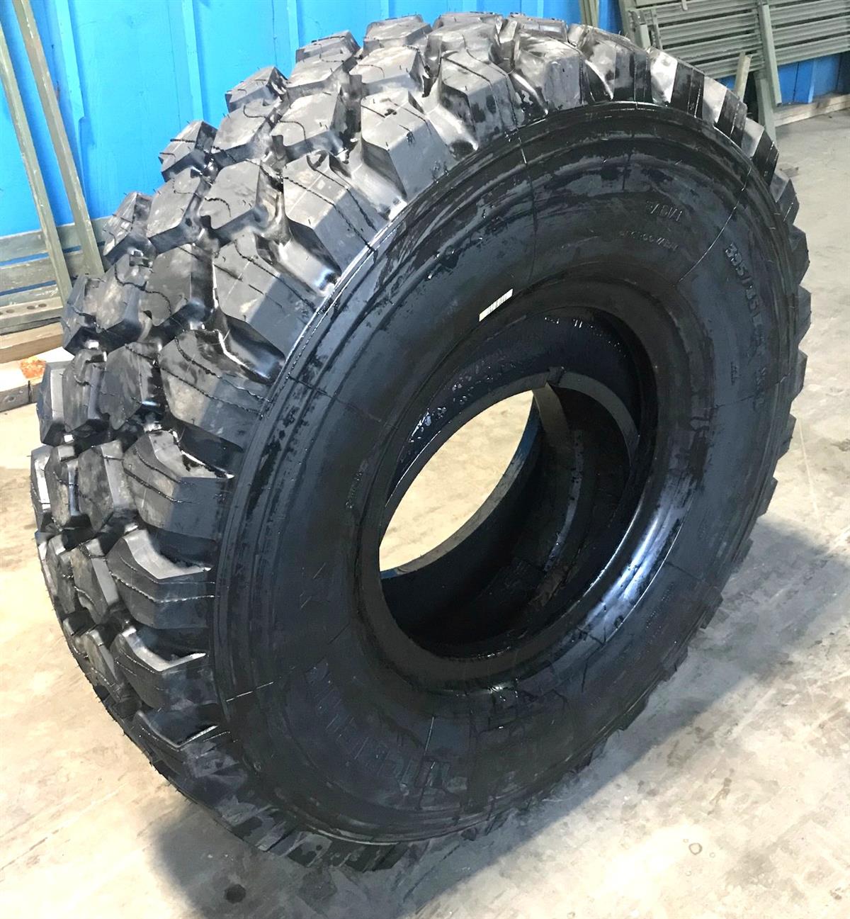Michelin XZL 395/85R20 Super Single Radial Tire 100%